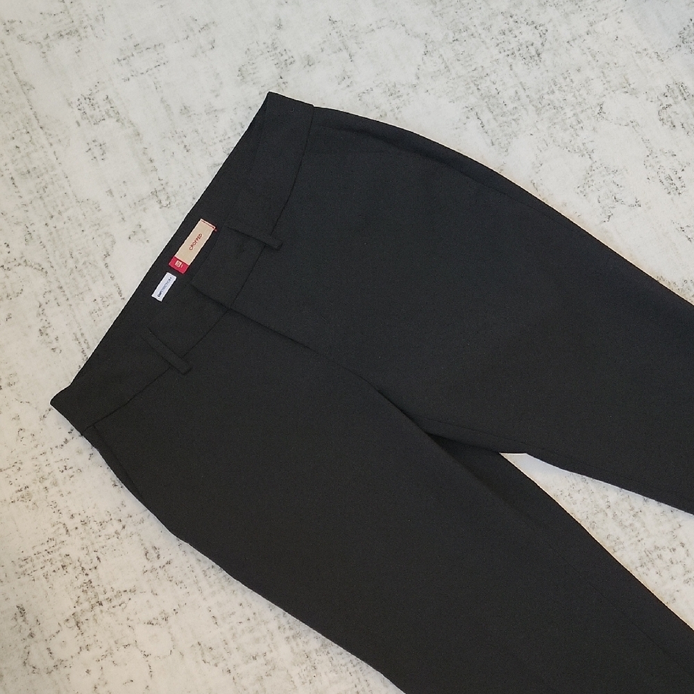 GAP Black Cropped Pants - Picture 5 of 12